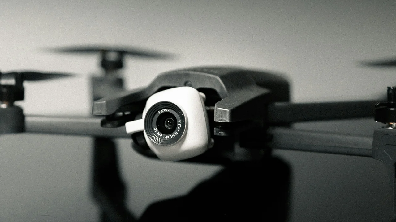 Best beginner drone uk 2026