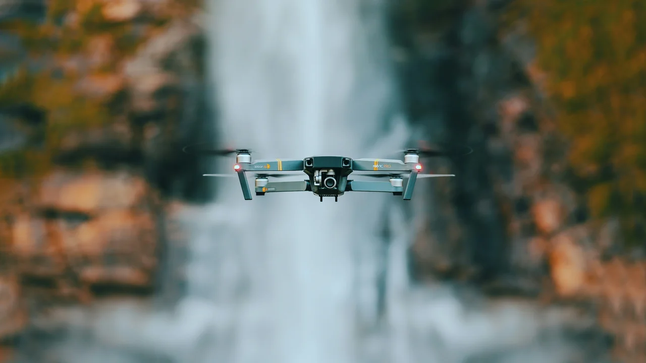Montana Drone Laws 2026: Glacier, Yellowstone Border & Rules