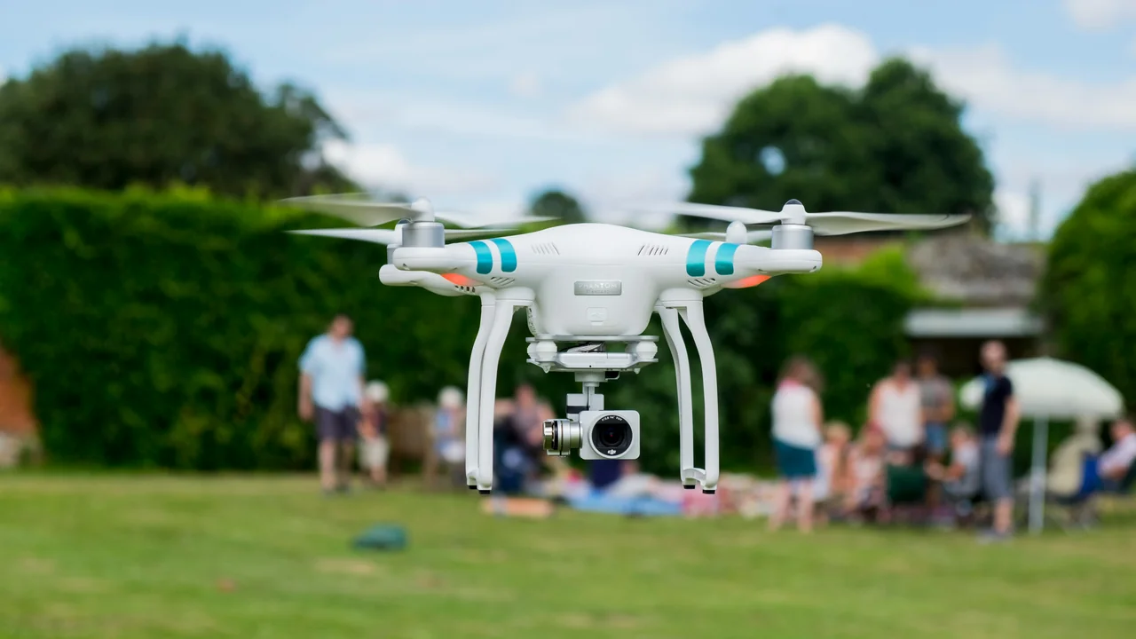 Gatwick Airport Drone Laws 2026: The FRZ, 2018 Incident & Rules
