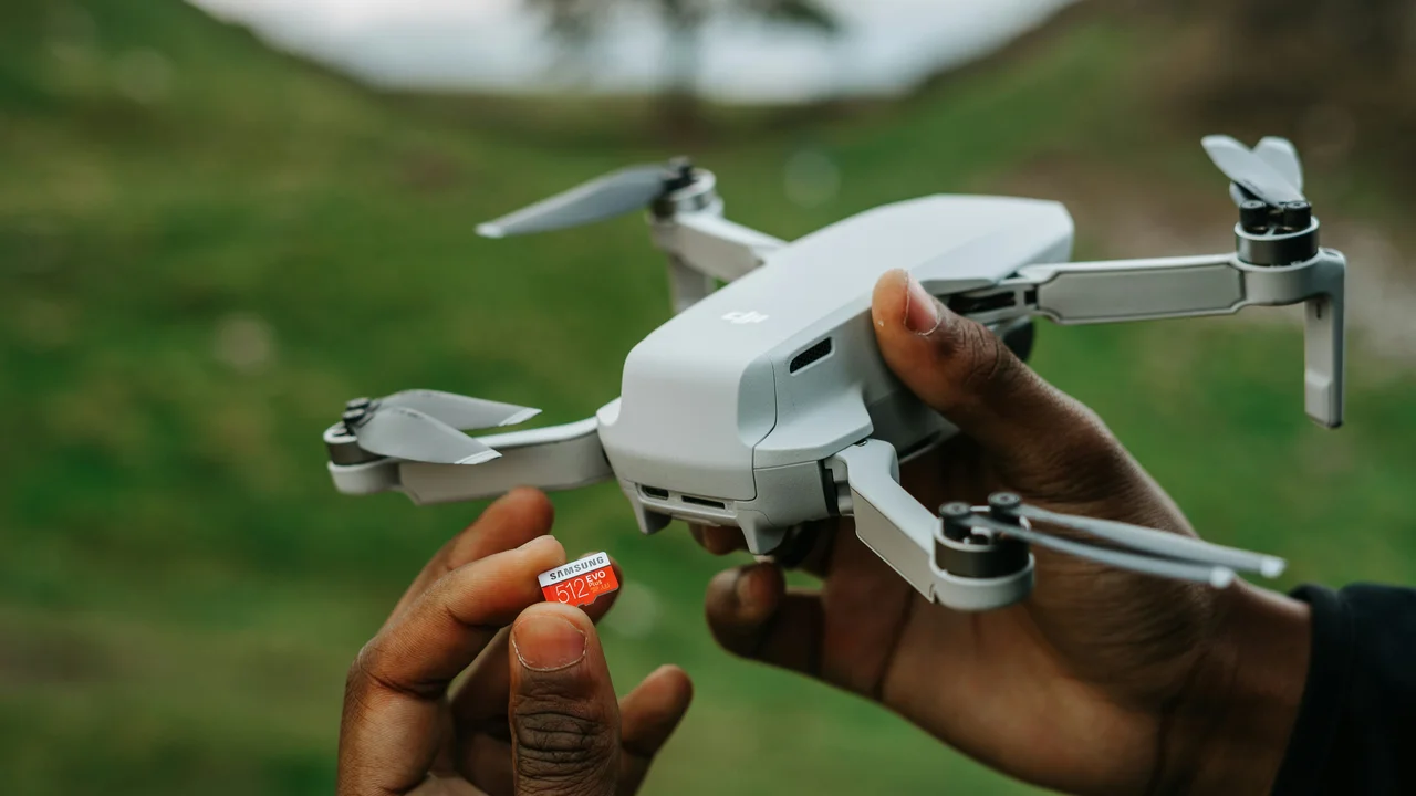 Lanus triple camera 4k drone review
